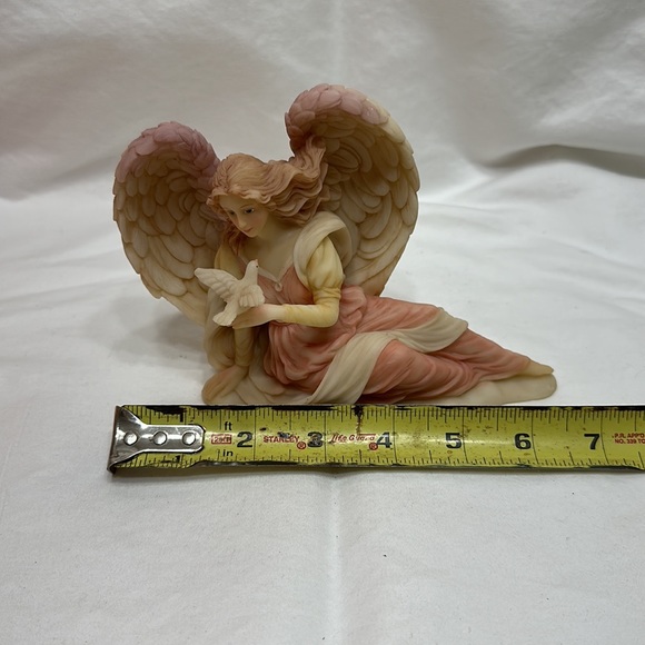 Angel sculpture - Picture 4 of 4